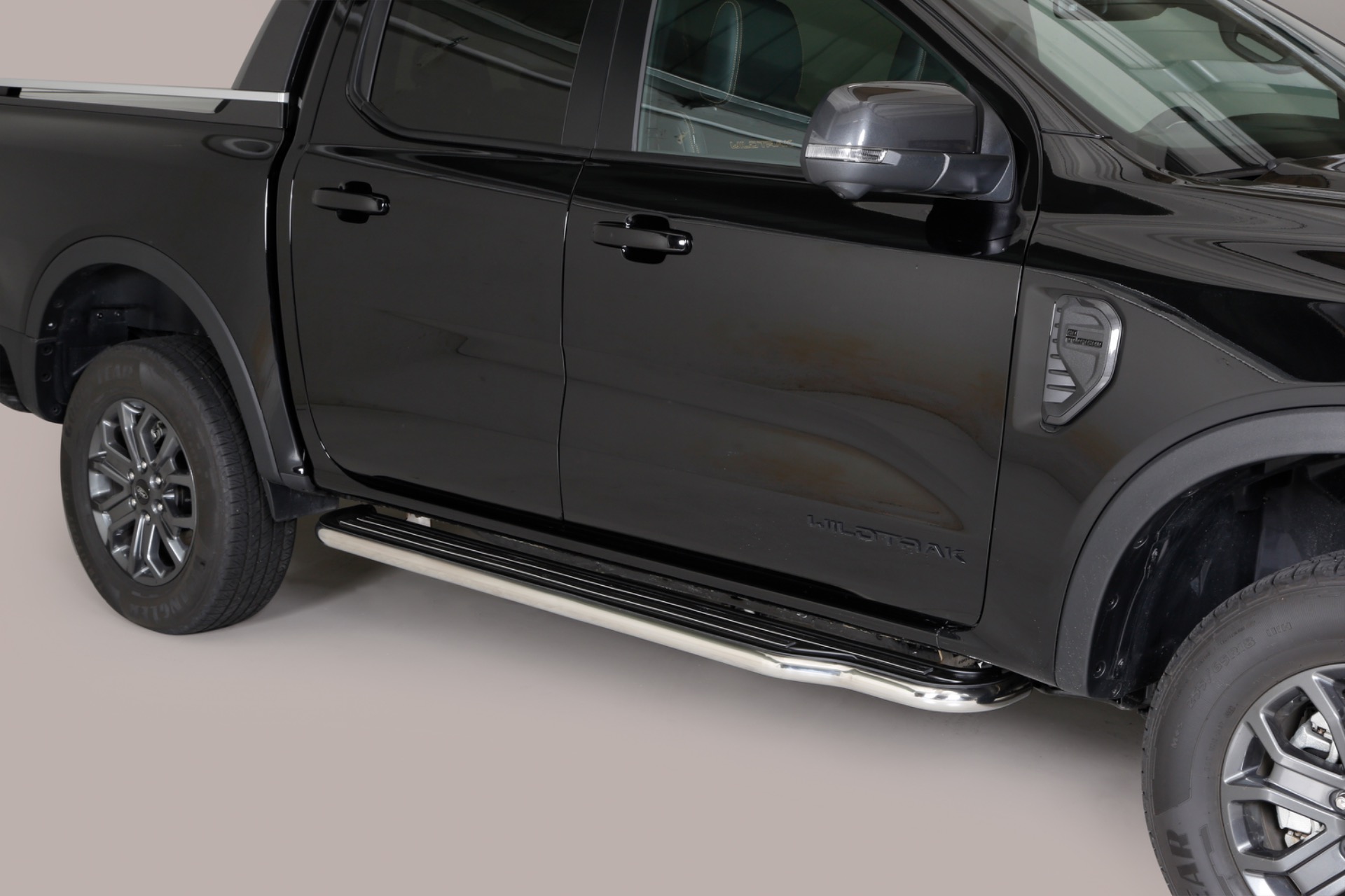 Boční nášlapy Ford Ranger DC